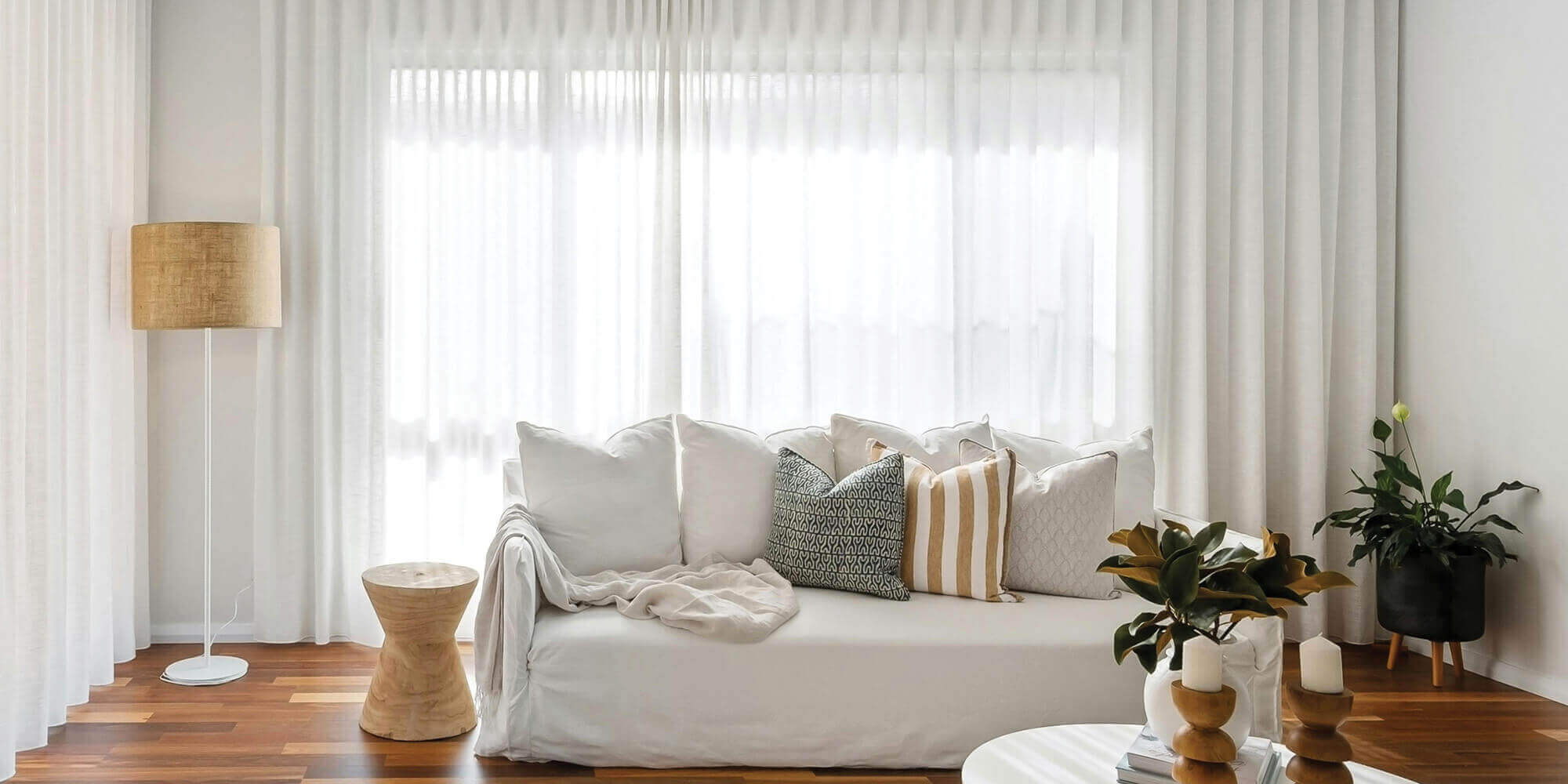 curtain fixing dubai